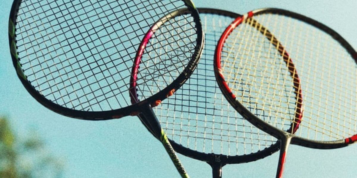 4 Types of Serves in Badminton